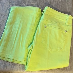 Hybrid & Co Electric Green Jeggings